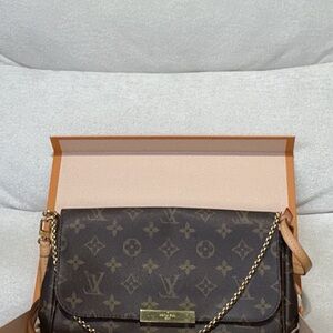 Louis Vuitton favorite mm Brown Crossbody Bag with Monogram Canvas